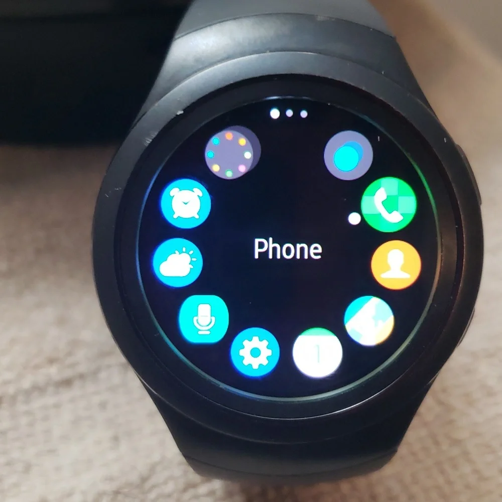 Samsung Gear S2 Smartwatch - Black
